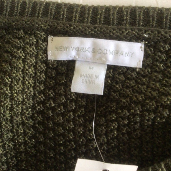 NEW YORK & COMPANY GREEN METALLIC SIDE ZIP SWEATER MEDIUM NWT - Picture 6 of 14
